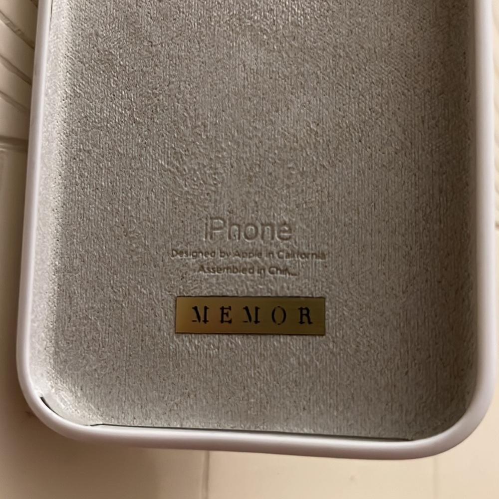 Memor Studio iPhone 13 Pro Custom Case - Picture 3 of 10